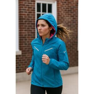 Nike Women’s Cyclone Running Windbreaker Jacket Blue Pink Size M